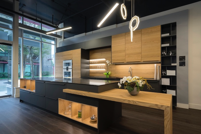 SHOWROOM DISPLAY SALE